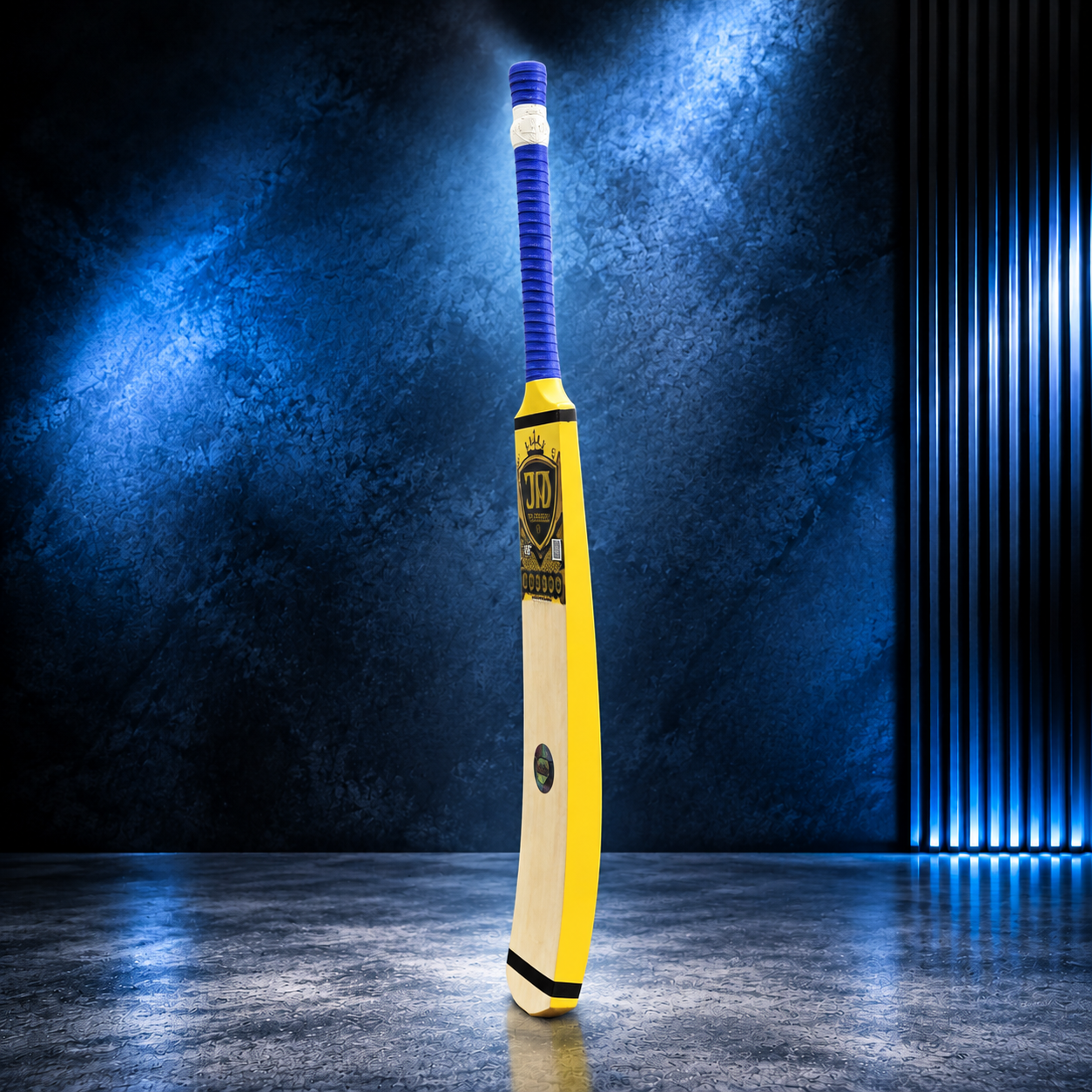 TM Boss Edition Cricket Bat – Gold